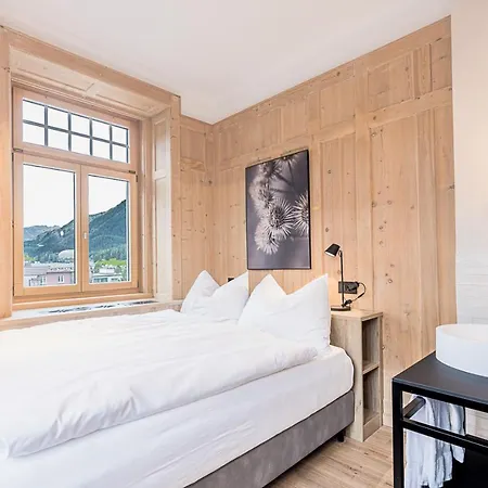 Otel Alpine
