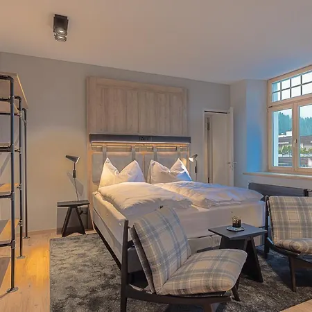 Alpine Otel 3*
