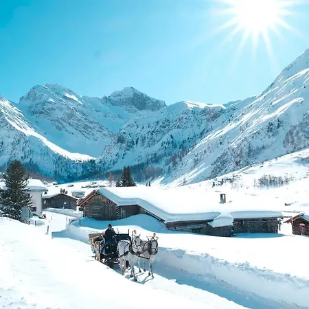 Alpine Hotell