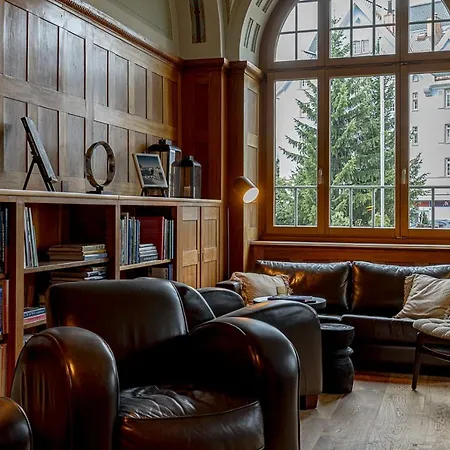Alpine Hotell